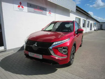 Gebraucht Mitsubishi Eclipse Cross Plus 188 PS (138 kW) 2023 Dynamikrot SUV