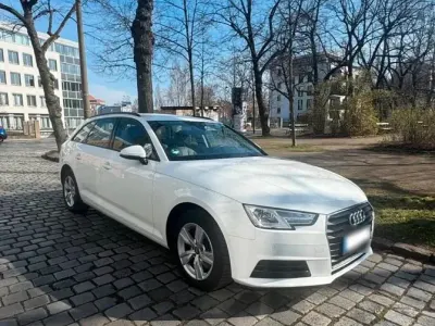 Gebraucht Audi A4 Comfort 122 PS (89 kW) 2016 Weiß Kombi