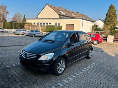 Usata Mercedes B200 Sport 136 CV (100 kW) 2005 Nero Monovolume