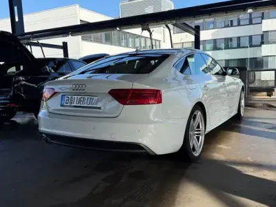 Gebraucht Audi A5 Sportback Sport 177 PS (130 kW) 2012 Weiß Kleinwagen
