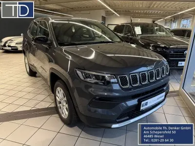 Gebraucht Jeep Compass Altitude 131 PS (96 kW) 2025 Grigio moda (graphite grey met SUV