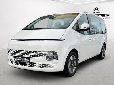Gebraucht Hyundai Staria Trend 224 PS (164 kW) 2024 Creamy white Van / Kleinbus