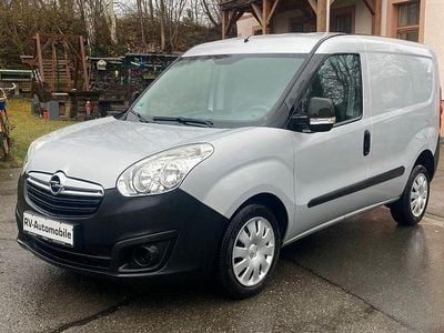 Gebraucht Opel Combo 90 PS (66 kW) 2016 Silber Van / Kleinbus