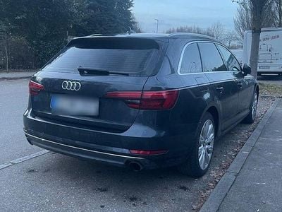 Grau Gebraucht 2016 Audi A4 Sport Kombi | 16.600 € (Guter Preis)
