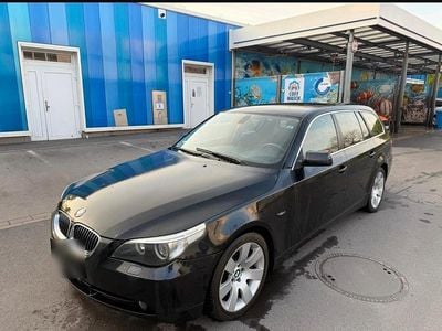 Gebraucht BMW 525 177 PS (130 kW) 2006 Schwarz Kombi