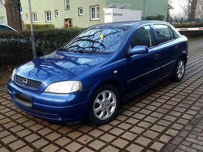 Gebraucht Opel Astra 75 PS (55 kW) 2001 Blau Limousine