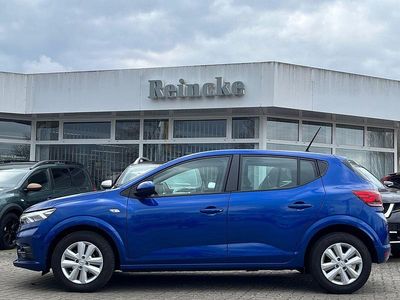 Blau Gebraucht 2021 Dacia Sandero Limousine | 13.990 € (Fairer Preis)
