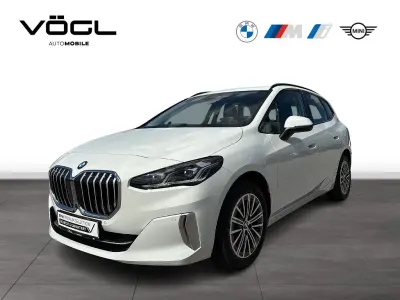 Gebraucht BMW 218 Active Tourer Luxury Line 136 PS (100 kW) 2025 Alpinweiß uni Van / Kleinbus