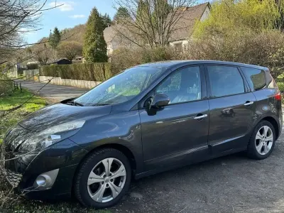 Brugt Renault Scénic III 131 HK (96 kW) 2010 Grå MPV