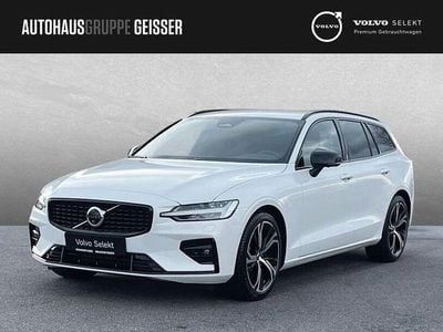 Gebraucht Volvo V60 Plus 197 PS (144 kW) 2025 Crystal weiß perleffekt Kombi