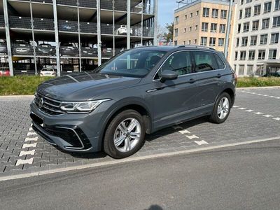 gebraucht VW Tiguan 2.0 TDI SCR 147kW DSG 4MOTION R-Line ...