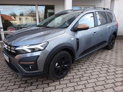 Gebraucht Dacia Jogger Extreme 110 PS (80 kW) 2025 Grau Van / Kleinbus