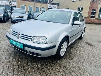 Silber Gebraucht 2002 VW Golf Limousine | 3.000 € (Etwas zu teuer)