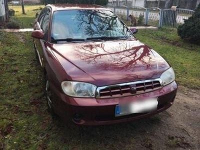 Kia Shuma