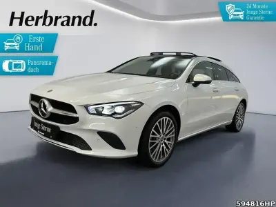 Gebraucht Mercedes CLA250 Shooting Brake Progressive 160 PS (117 kW) 2022 Digitalweiß Kombi