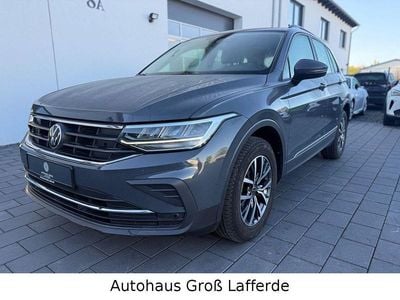 Gebraucht VW Tiguan Life 150 PS (110 kW) 2022 Grau SUV