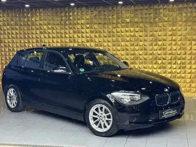 Gebraucht BMW 116 Sport Line 136 PS (100 kW) 2014 Schwarz Kleinwagen