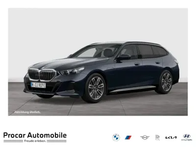 Neu BMW 530e M Sport 190 PS (139 kW) 2026 Schwarz Kombi