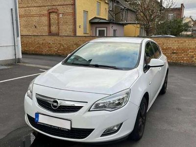 gebraucht Opel Astra Design Edition