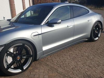 Porsche Taycan Turbo