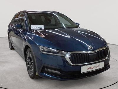 Gebraucht Skoda Octavia Clever 150 PS (110 kW) 2022 Lavablau metallic Kombi