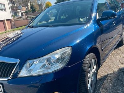 Używany Skoda Octavia Elegance 122 KM (89 kW) 2011 Niebieski Kombi