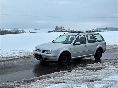 Silber Gebraucht 2004 VW Golf IV Kombi | 1.100 € (Guter Preis)