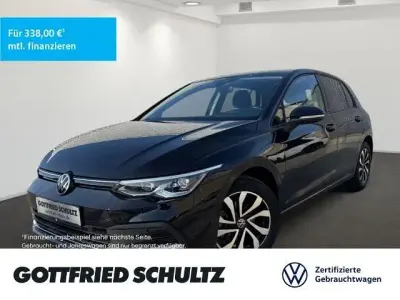 Gebraucht VW Golf VIII Active 150 PS (110 kW) 2023 Schwarz Limousine