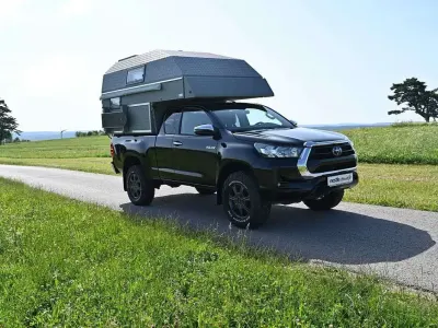 Gebraucht Toyota HiLux Comfort 204 PS (150 kW) 2022 Schwarz Pickup
