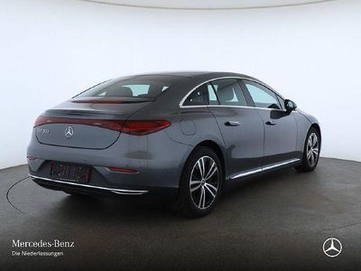 Mercedes EQE300