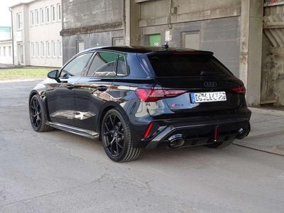 Second-hand Audi RS3 Sport 400 CP (294 kW) 2024 Negru Berlinǎ