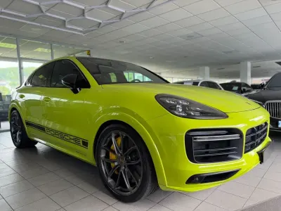 Gebraucht Porsche Cayenne Turbo Coupe 549 PS (403 kW) 2019 Schwarz SUV