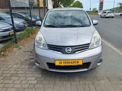 Gebraucht Nissan Note 89 PS (65 kW) 2011 Silber Kleinwagen