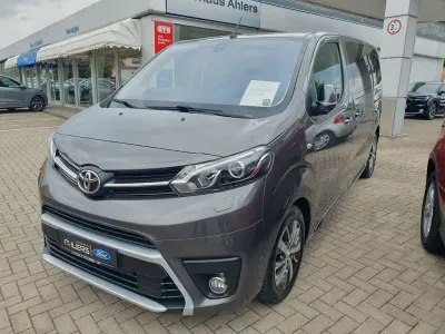 Gebraucht Toyota Proace Verso Executive 177 PS (130 kW) 2018 Grau Kombi