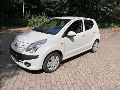 Nissan Pixo