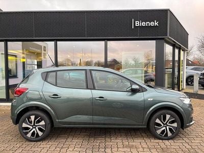 Neu Dacia Sandero Expression 91 PS (66 kW) 2025 Grün Limousine