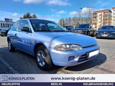 Gebraucht Mitsubishi Colt 75 PS (55 kW) 1995 Blau Kleinwagen