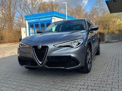 Gebraucht Alfa Romeo Stelvio Super 190 PS (139 kW) 2020 Grau SUV