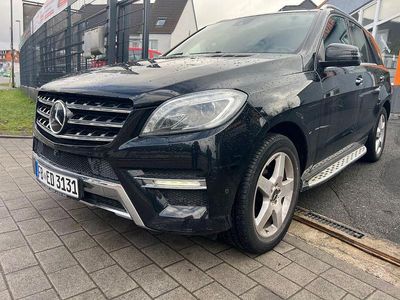 Gebraucht Mercedes ML350 258 PS (189 kW) 2014 Schwarz SUV