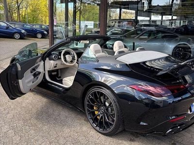 Second-hand Mercedes SL63 AMG AMG 585 CP (430 kW) 2022 Negru Cabrio