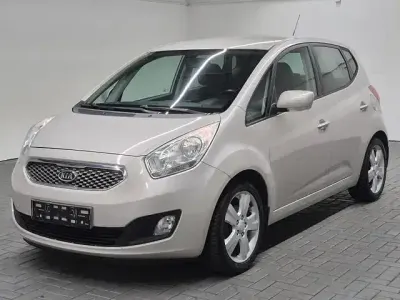 Occasion Kia Venga EX 125 PK (91 kW) 2011 Zilver Hatchback
