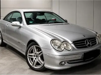 Usata Mercedes CLK240 Avantgarde 170 CV (125 kW) 2003 Argento Coupé