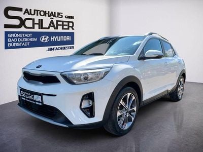 Gebraucht Kia Stonic Spirit 120 PS (88 kW) 2018 Weiß SUV