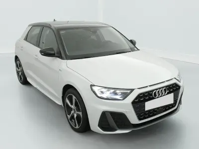 Neu Audi A1 Design 116 PS (85 kW) 2025 (blanc glacier/ toit noir) SUV