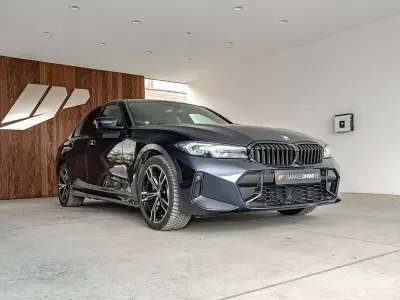 Second-hand BMW 330 M Sport 294 CP (216 kW) 2023 Albastru Berlinǎ
