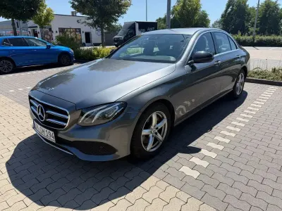 Gebraucht Mercedes E200 Avantgarde 199 PS (146 kW) 2019 Grau Limousine
