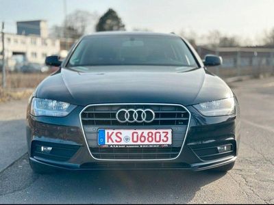 Gebraucht Audi A4 143 PS (105 kW) 2012 Schwarz Kombi