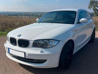Gebraucht BMW 118 Sport Line 143 PS (105 kW) 2007 Weiß Kleinwagen