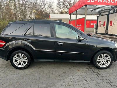 Mercedes ML320