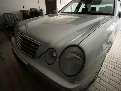 Gebraucht Mercedes E200 Elegance 163 PS (119 kW) 2000 Silber Limousine